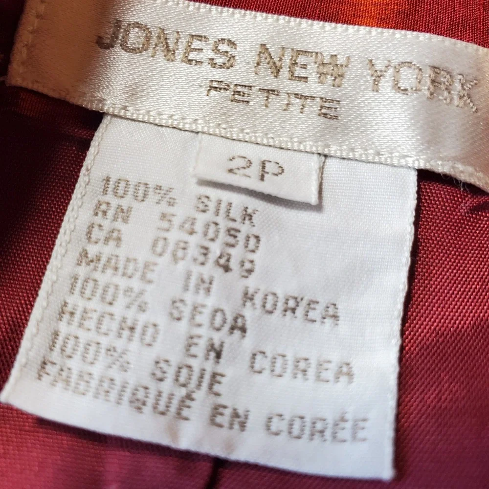 Jones NY Women's 100% Sandwashed Silk Skirt Sz 2P‎ Lined Red Asian Inspired